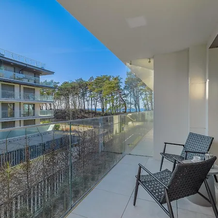 Amber Dunes - By Rentmonkey