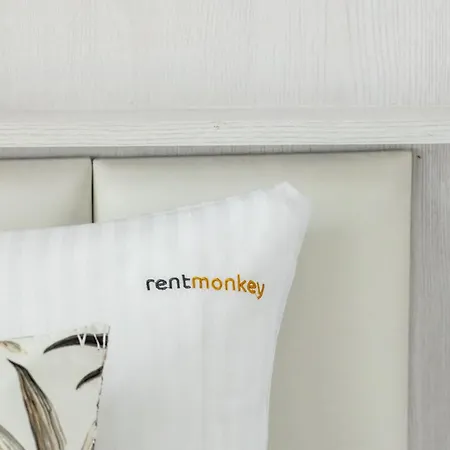 Amber Dunes - By Rentmonkey 포고르젤리차