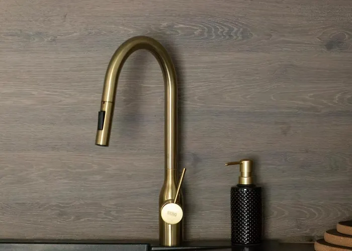 Amber Dunes - By Rentmonkey *