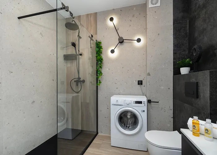 Amber Dunes - By Rentmonkey